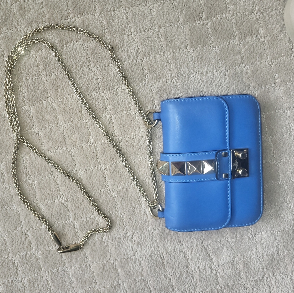 Valentino Garavani Studded Cross Body - Picture 2 of 6